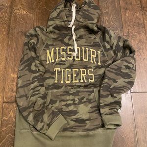 Tailgate Missouri Tigers cami hoodie. Unisex size medium.